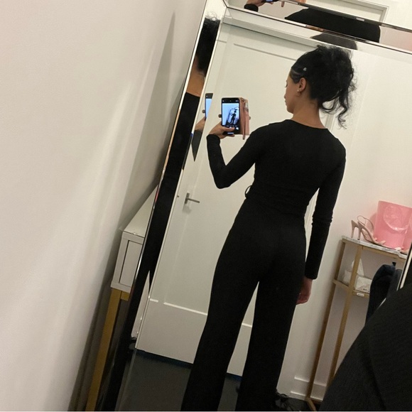 One piece romper from pretty little thing - Picture 3 of 5